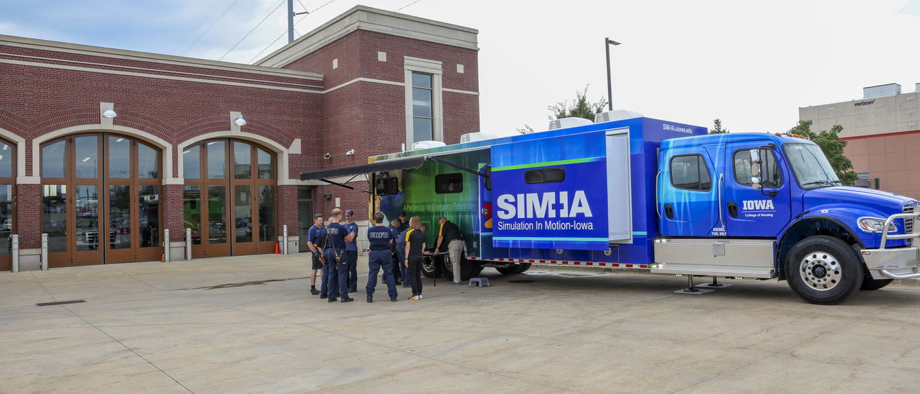 SIM-IA Crew gathered near the sim truck